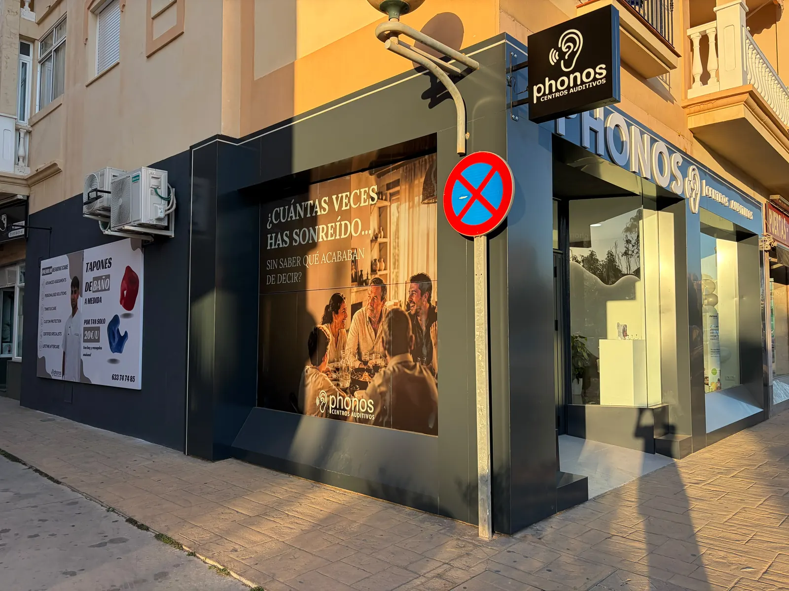 Fachada de PHONOS Centros Auditivos en Torrox